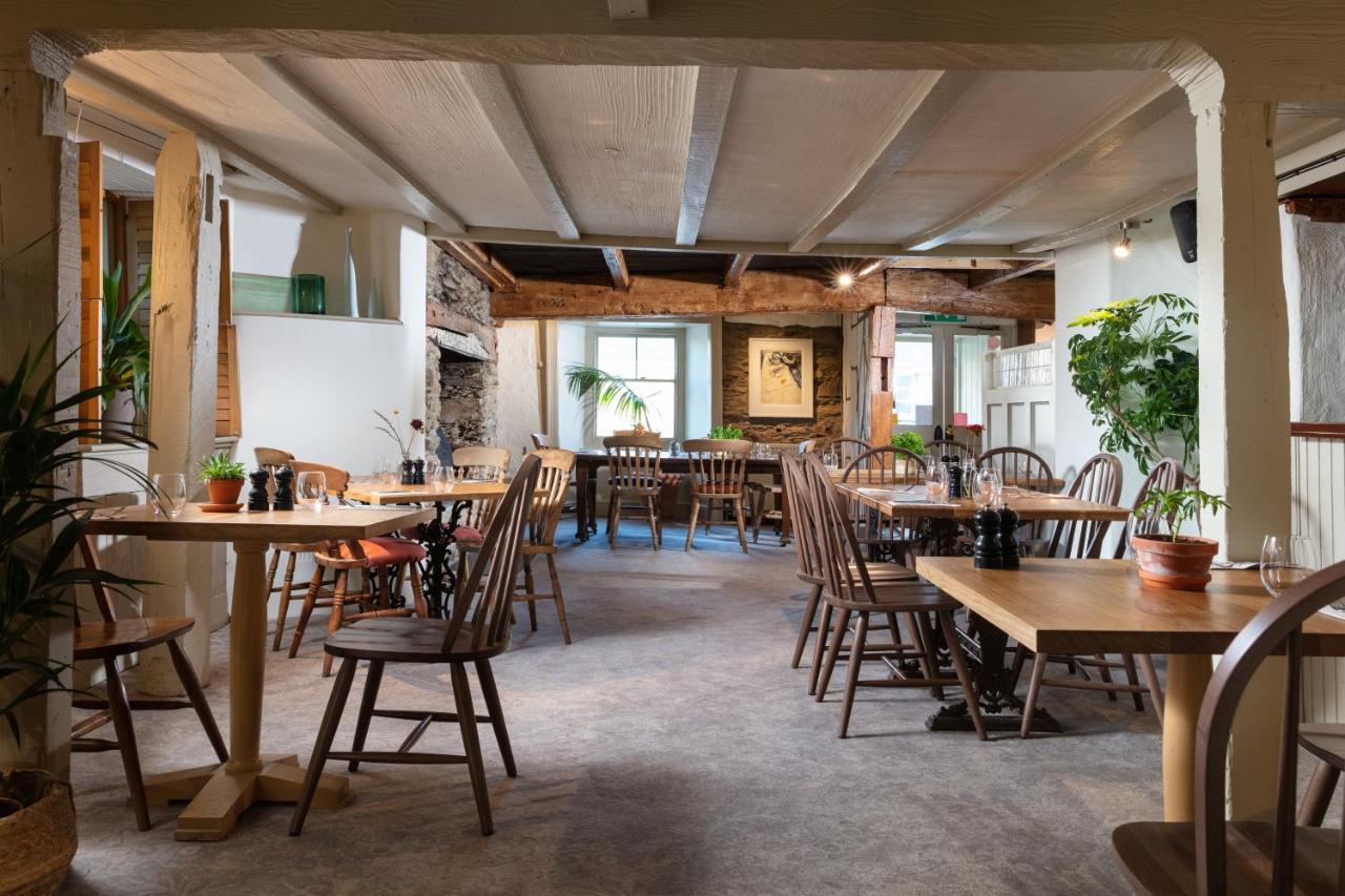 The Plume Of Feathers Mitchell Eksteriør billede